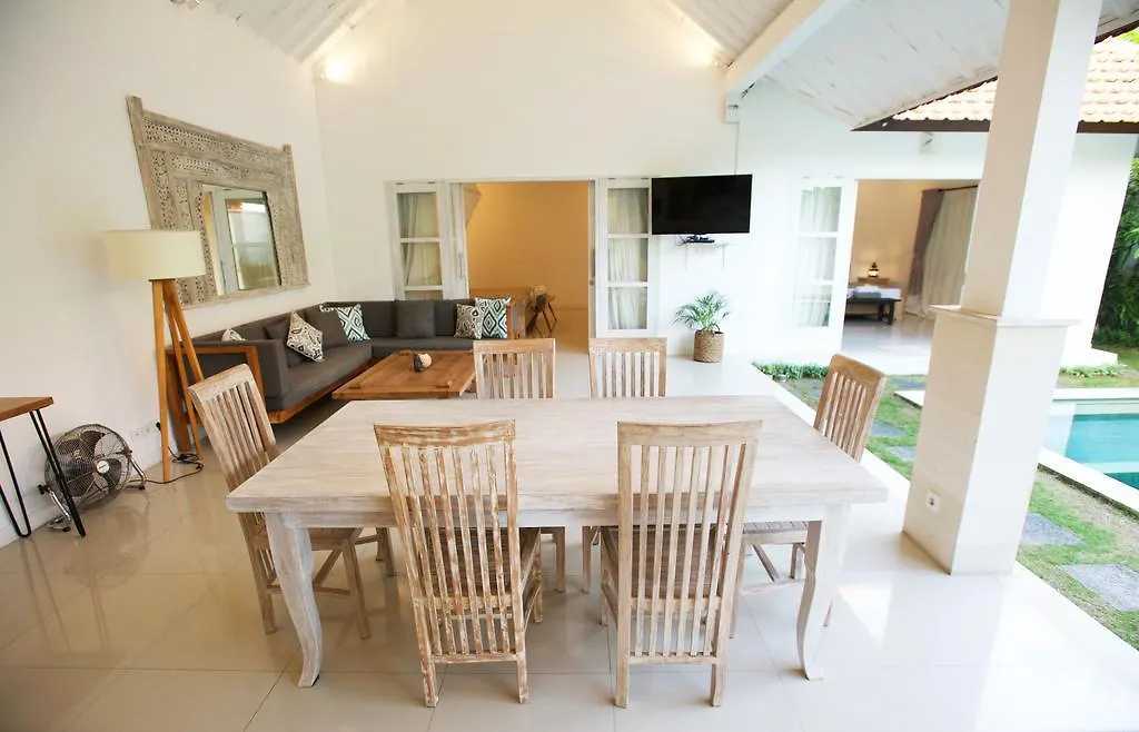 Villa Niluh Canggu  Indonesia